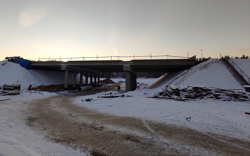 Продолжаются работы по реконструкции участка федеральной трассы А-181 «Скандинавия» с 80 по 100 км 